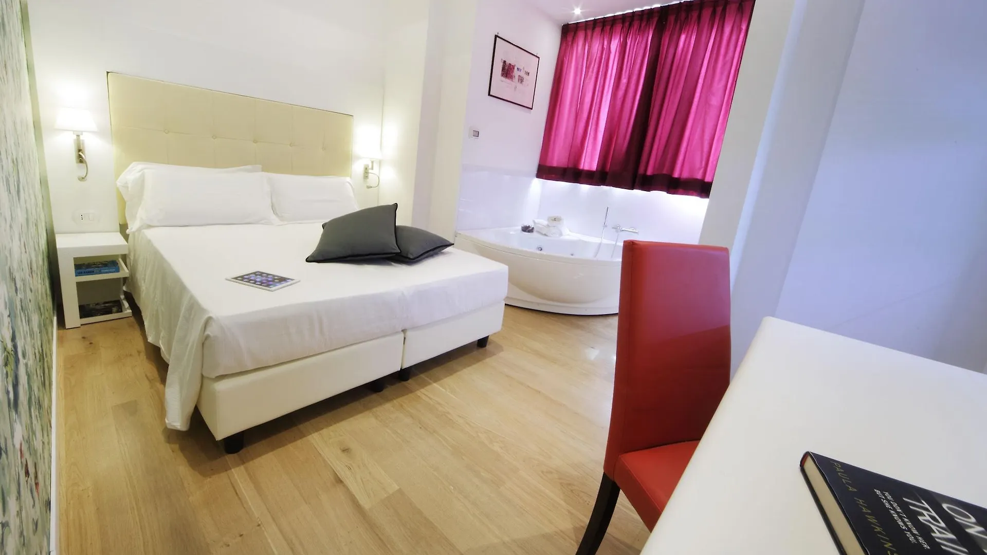 Ig-Suites Rome 3*,