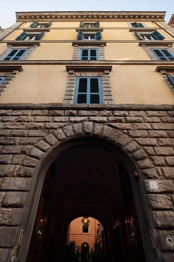 Ig-Suites Rome 3*,