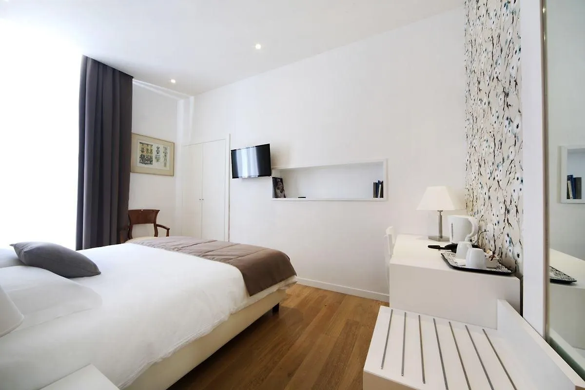 Ig-Suites Roma