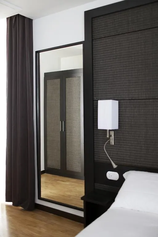 *** Affittacamere Ig-Suites Roma Italia